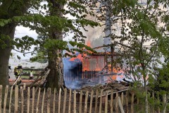 2026.05.04_Brand_Huehnerstall-3