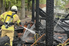 2026.05.04_Brand_Huehnerstall-7